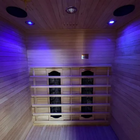 Loft & Jacuzzi דירה